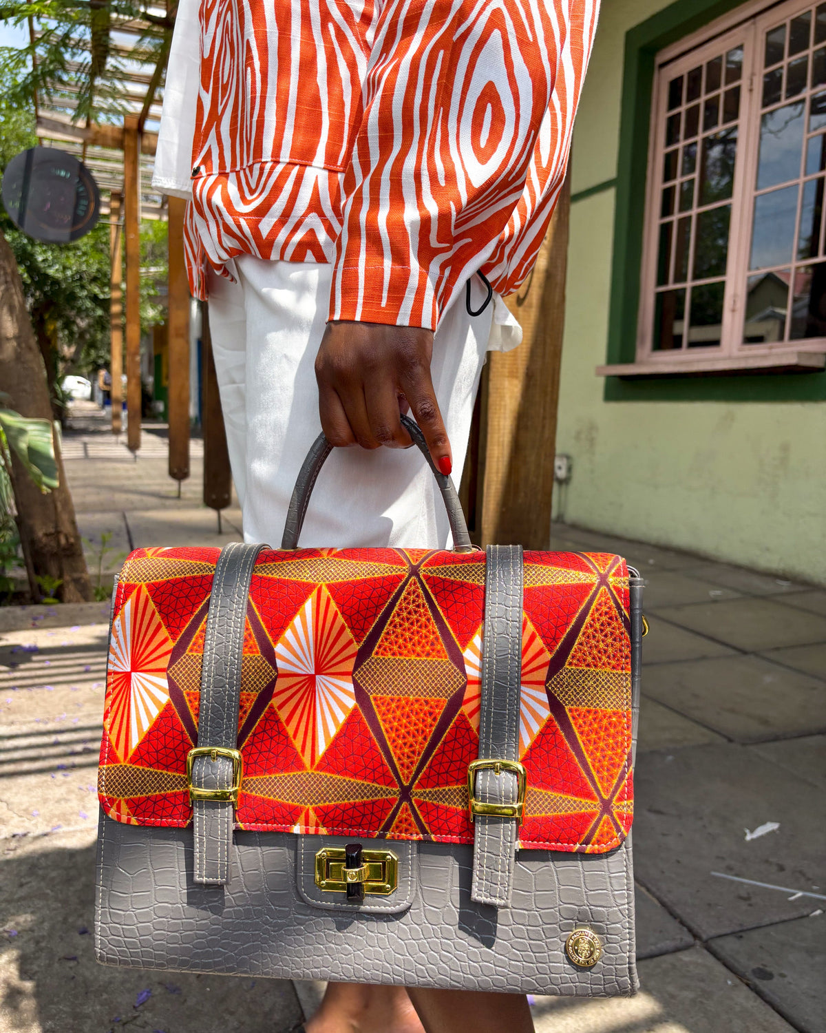 The Large Handbag Edit