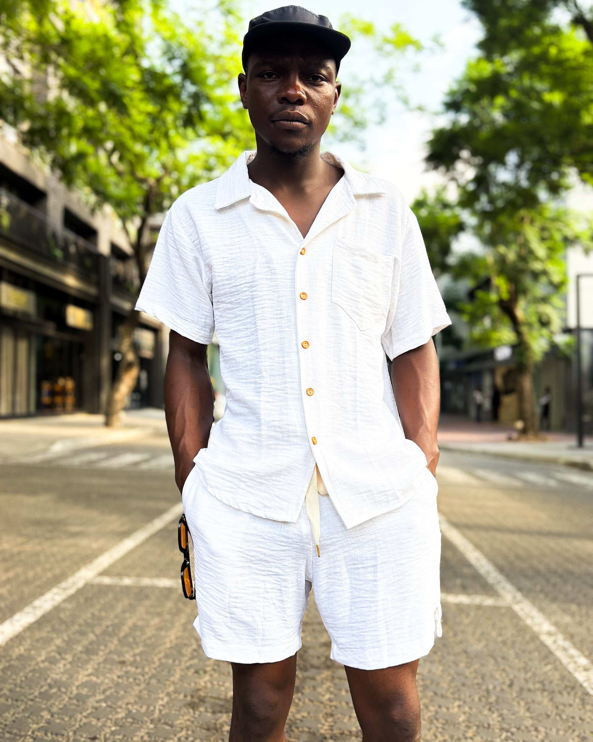 Jean René Off White Shorts